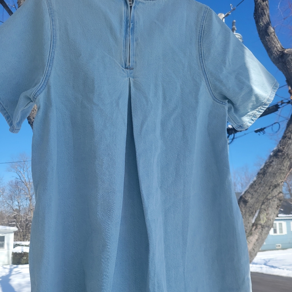 LEVI'S Denim Tee Dress, SIZE-Medium, Relaxed Fit - Picture 10 of 13